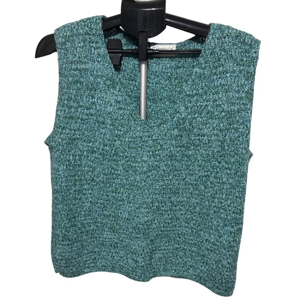 Chic Teal Sleeveless Knit Top